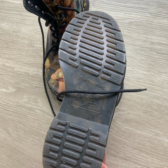 Hogarth Doc Martens - Picture 6 of 6